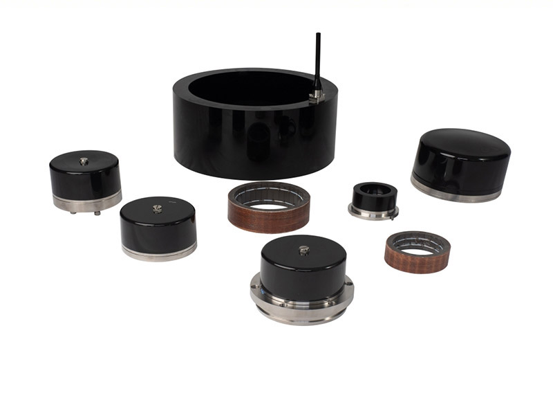 Liquid-Filled Chamber Deep-Sea Transducer